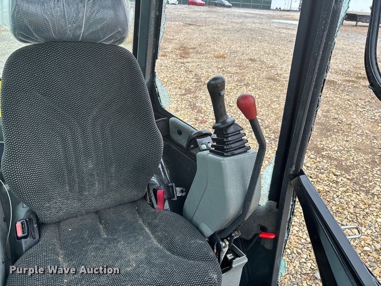 image for item YA1543 2022 Bobcat E42 mini excavator