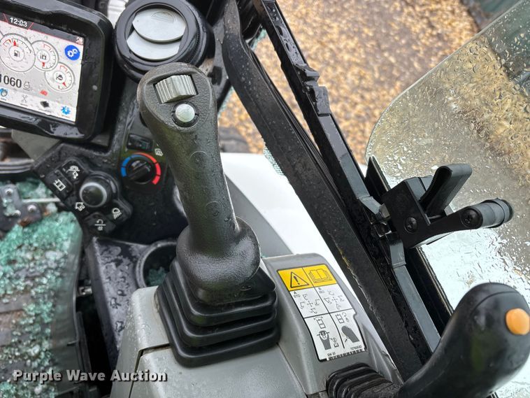 image for item YA1543 2022 Bobcat E42 mini excavator