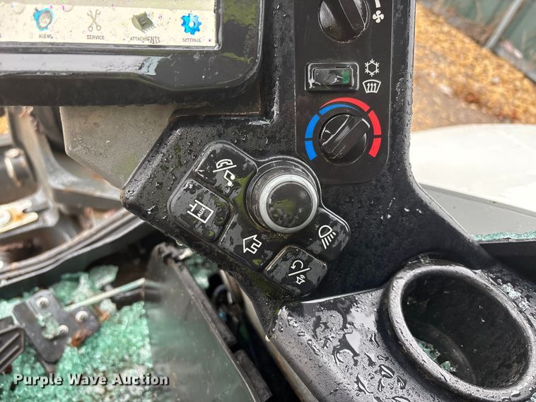 image for item YA1543 2022 Bobcat E42 mini excavator