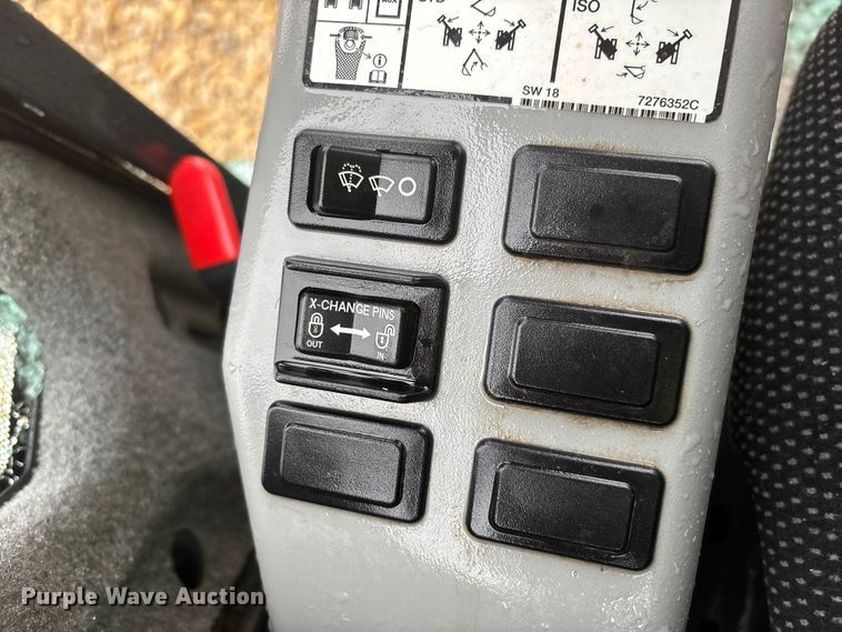 image for item YA1543 2022 Bobcat E42 mini excavator