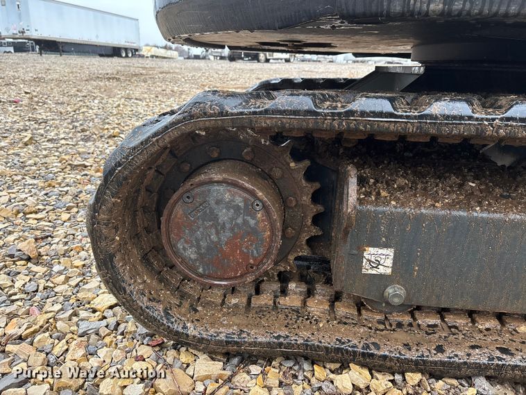 image for item YA1543 2022 Bobcat E42 mini excavator