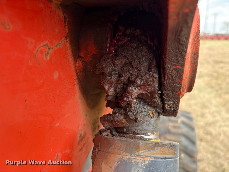 image for item DU6501 2021 Kubota SSV75 skid steer loader