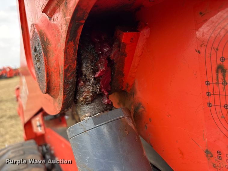 image for item DU6501 2021 Kubota SSV75 skid steer loader