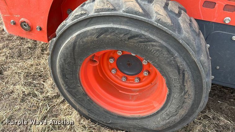 image for item DU6501 2021 Kubota SSV75 skid steer loader