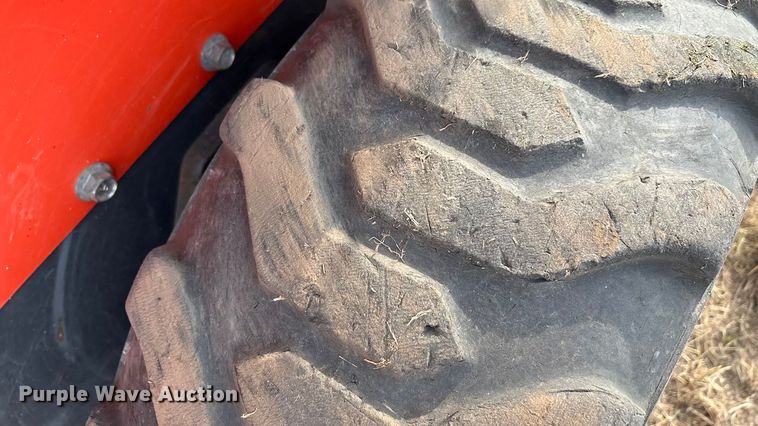 image for item DU6501 2021 Kubota SSV75 skid steer loader