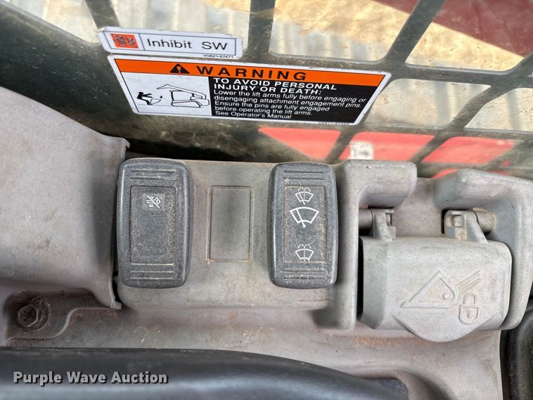 image for item DU6502 2021 Kubota SVL65-2 tracked skid steer loader