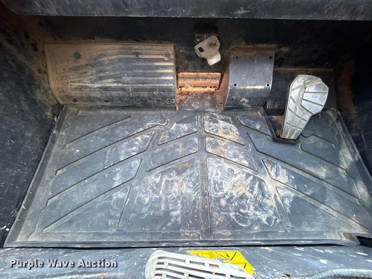 image for item DU6503 2020 Kubota SVL65-2 tracked skid steer loader