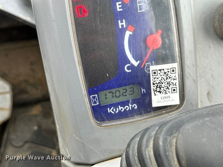 image for item DU6505 2020 Kubota SVL65-2 tracked skid steer loader