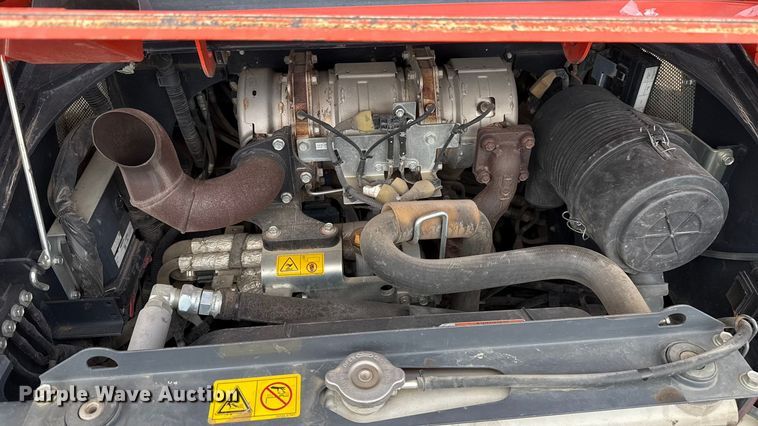 image for item DU6505 2020 Kubota SVL65-2 tracked skid steer loader