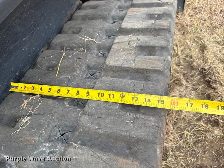 image for item DU6505 2020 Kubota SVL65-2 tracked skid steer loader