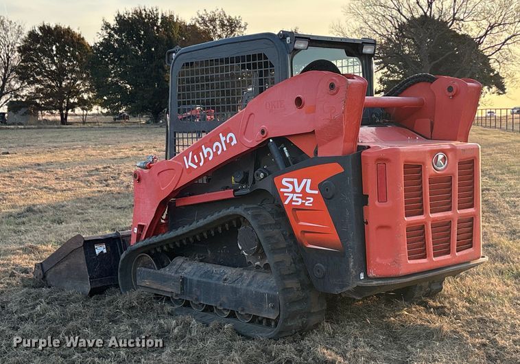image for item DU6506 2020 Kubota SVL75-2 tracked skid steer loader