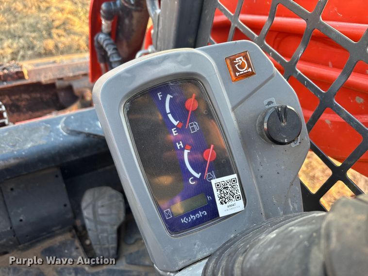 image for item DU6506 2020 Kubota SVL75-2 tracked skid steer loader