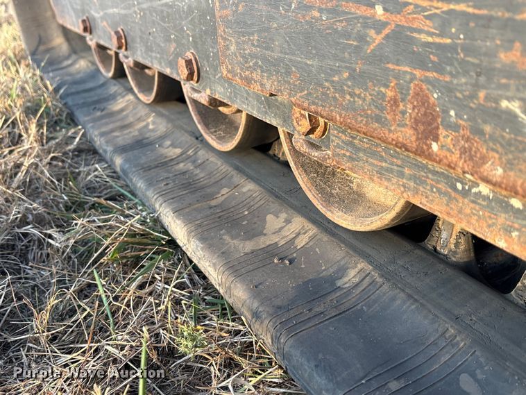 image for item DU6506 2020 Kubota SVL75-2 tracked skid steer loader