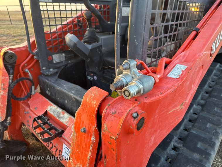 image for item DU6507 2020 Kubota SVL75-2 tracked skid steer loader