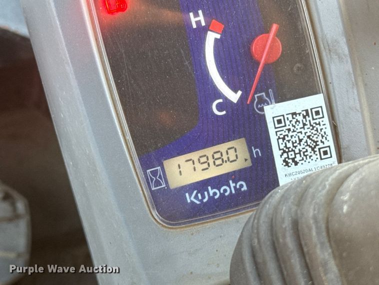 image for item DU6507 2020 Kubota SVL75-2 tracked skid steer loader