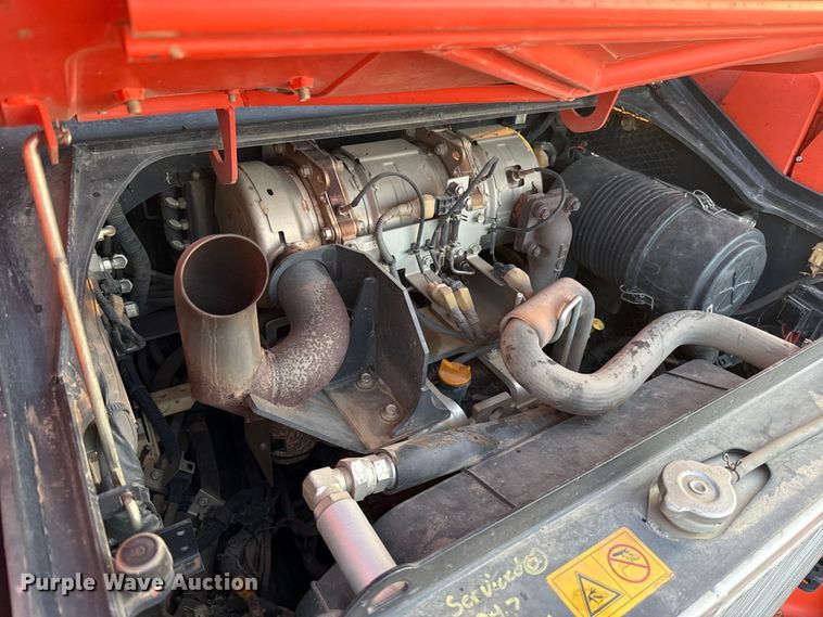 image for item DU6507 2020 Kubota SVL75-2 tracked skid steer loader