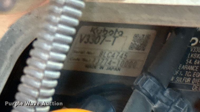 image for item DU6507 2020 Kubota SVL75-2 tracked skid steer loader