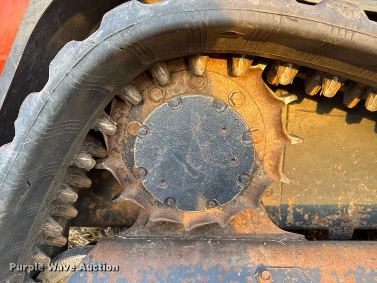 image for item DU6507 2020 Kubota SVL75-2 tracked skid steer loader