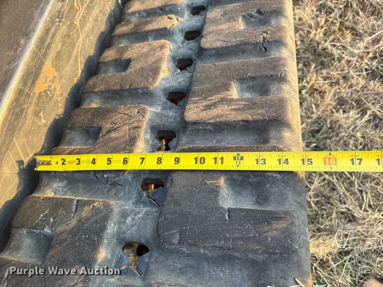 image for item DU6507 2020 Kubota SVL75-2 tracked skid steer loader