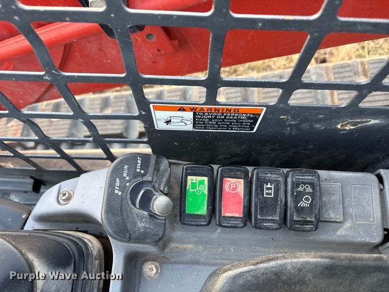 image for item DU6508 2021 Kubota SVL75-2 tracked skid steer loader