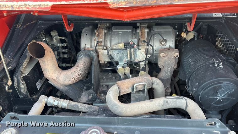 image for item DU6508 2021 Kubota SVL75-2 tracked skid steer loader