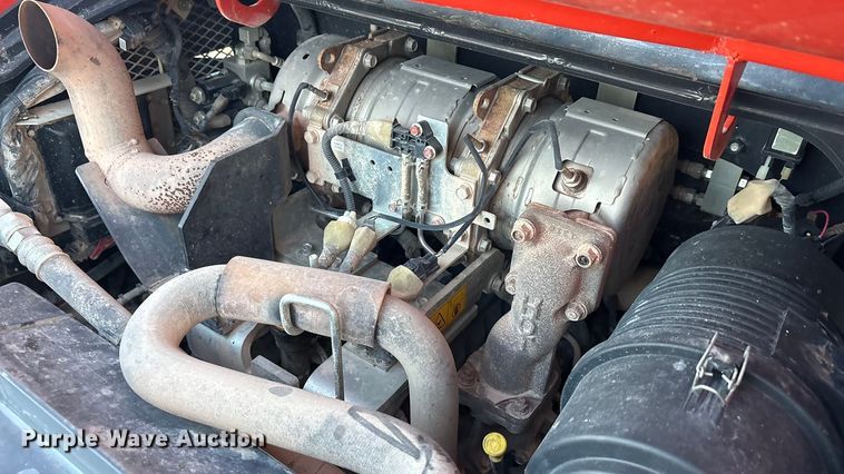 image for item DU6508 2021 Kubota SVL75-2 tracked skid steer loader