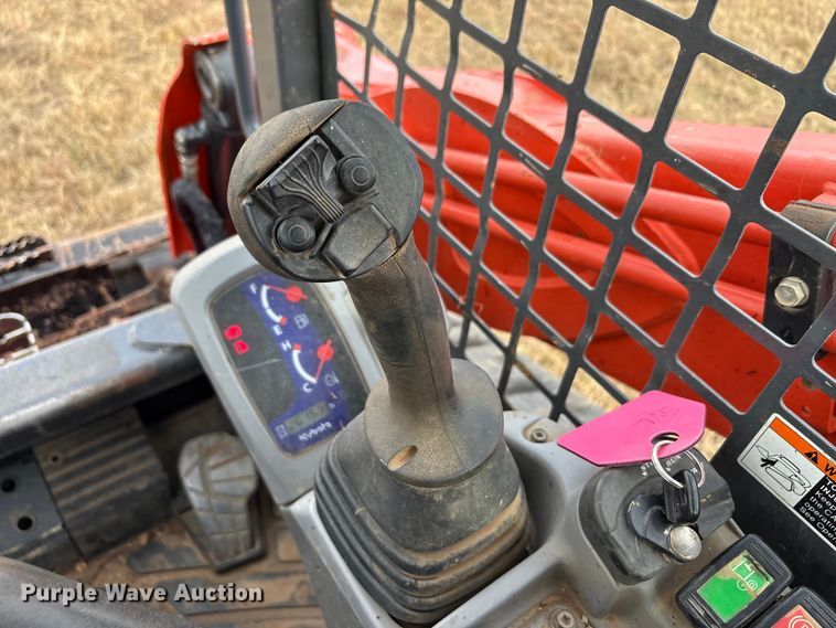 image for item DU6509 2020 Kubota SVL75-2 tracked skid steer loader