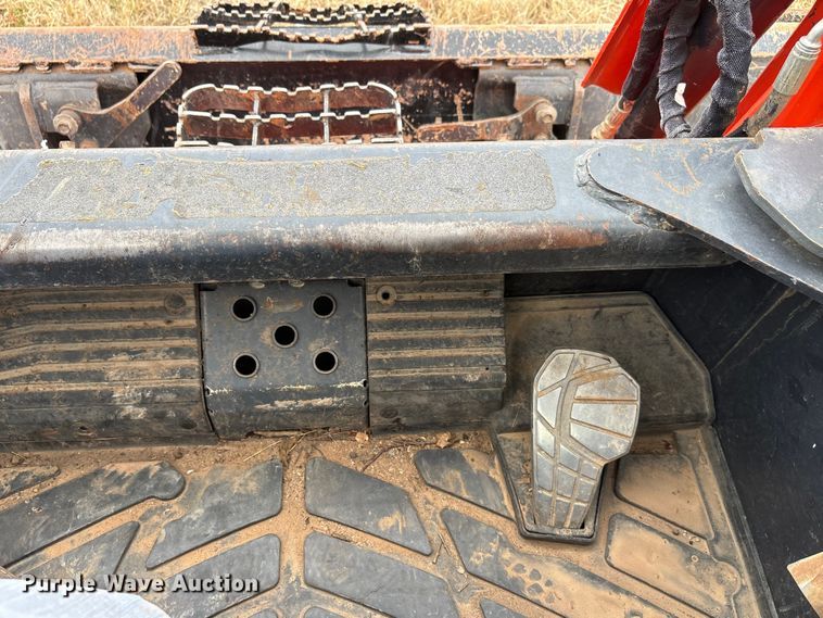 image for item DU6509 2020 Kubota SVL75-2 tracked skid steer loader