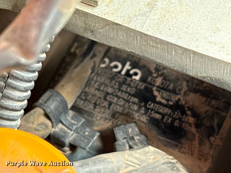 image for item DU6509 2020 Kubota SVL75-2 tracked skid steer loader