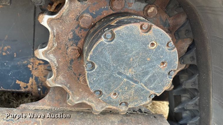 image for item DU6509 2020 Kubota SVL75-2 tracked skid steer loader