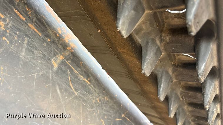 image for item DU6509 2020 Kubota SVL75-2 tracked skid steer loader