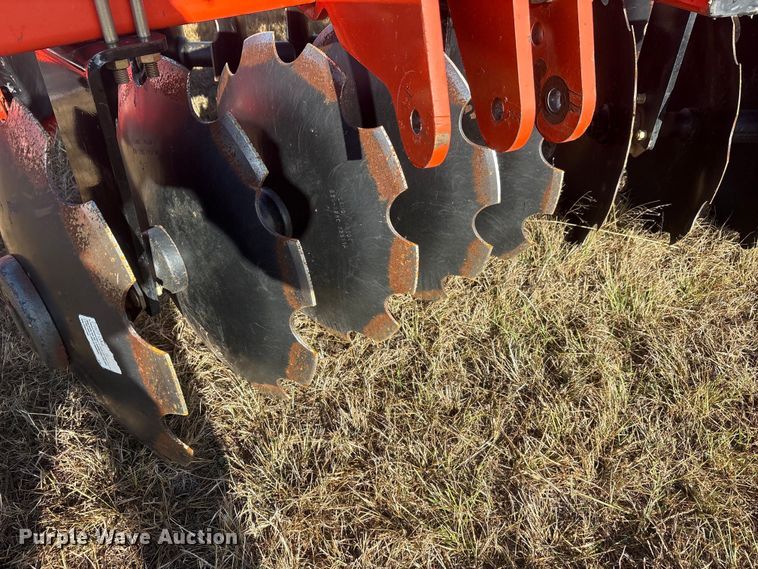 image for item DU6511 2023 Land Pride LPDH2572 off-set disk