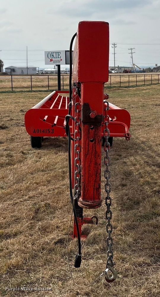 image for item DU6513 2018 Heavybilt hay bale trailer