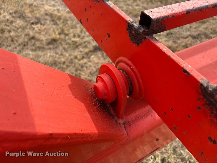 image for item DU6513 2018 Heavybilt hay bale trailer