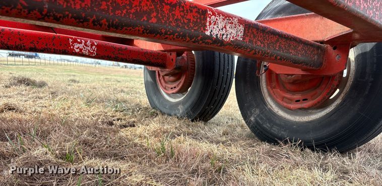 image for item DU6513 2018 Heavybilt hay bale trailer