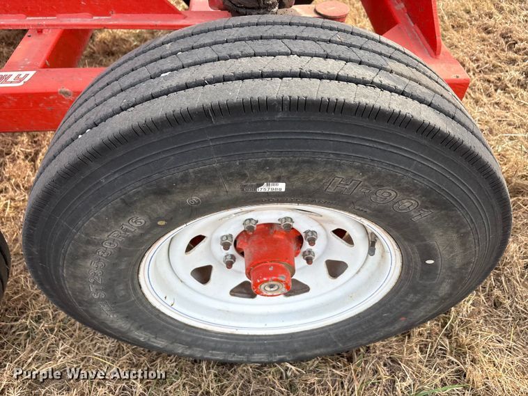 image for item DU6513 2018 Heavybilt hay bale trailer