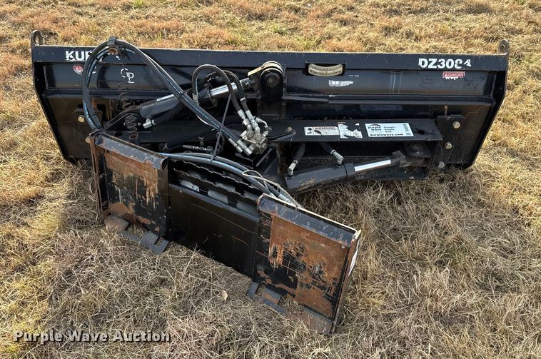image for item DU6515 2020 Kubota DZ3084 skid steer dozer blade