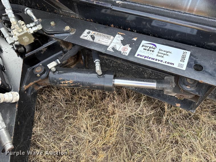 image for item DU6515 2020 Kubota DZ3084 skid steer dozer blade