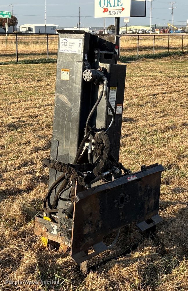 image for item DU6516 2019 Danuser SM40 skid steer post driver