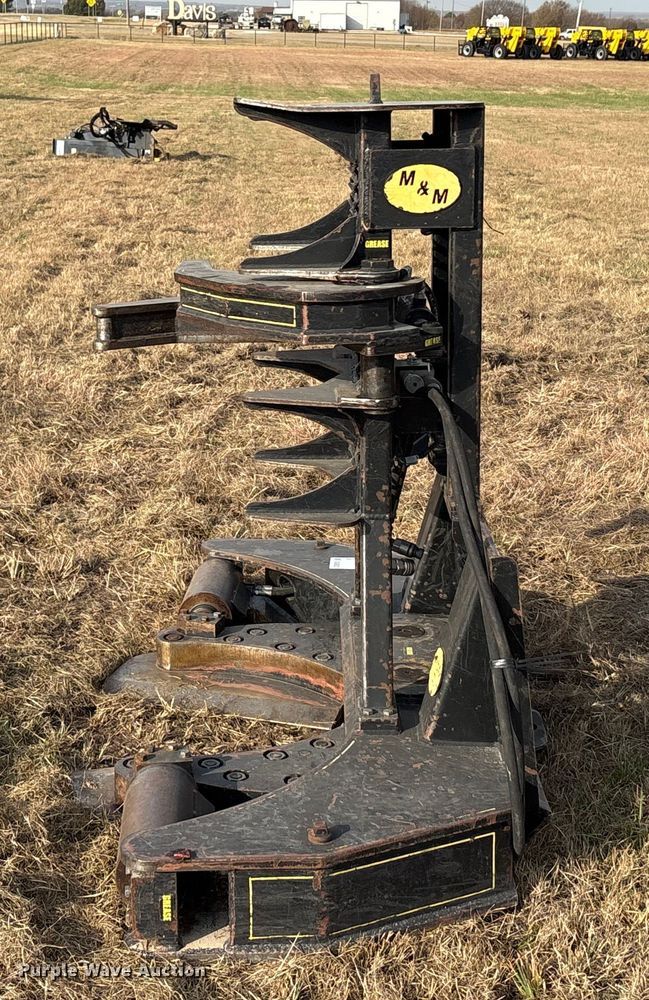 image for item DU6527 M&M HC16 skid steer tree shear