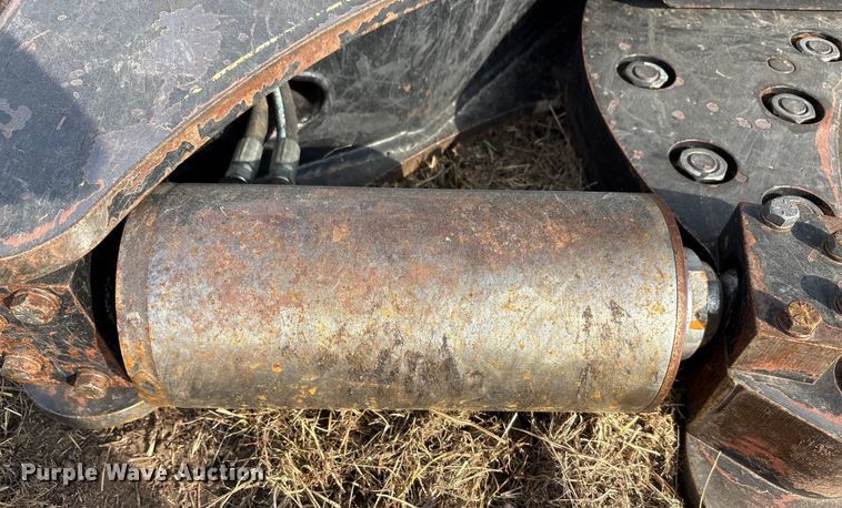 image for item DU6527 M&M HC16 skid steer tree shear