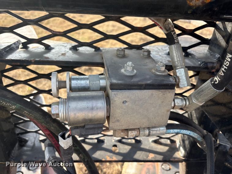 image for item DU6527 M&M HC16 skid steer tree shear