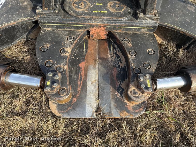 image for item DU6528 M&M HC16 skid steer tree shear