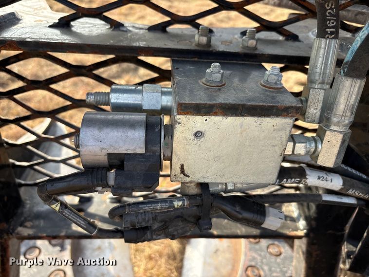 image for item DU6529 M&M HC16 skid steer tree shear