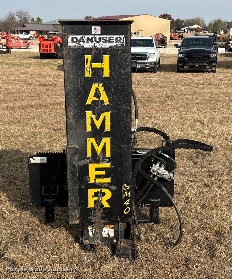 image for item DU6533 2021 Danuser SM40 skid steer post driver