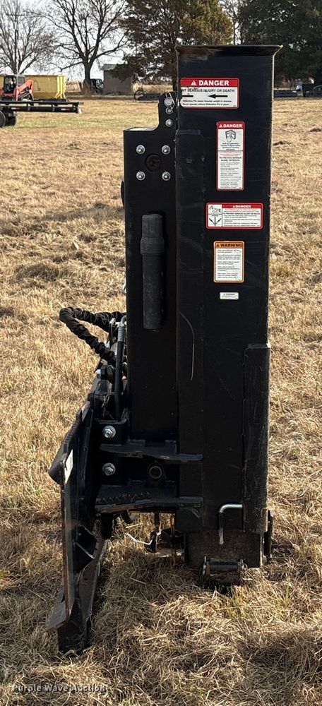 image for item DU6533 2021 Danuser SM40 skid steer post driver