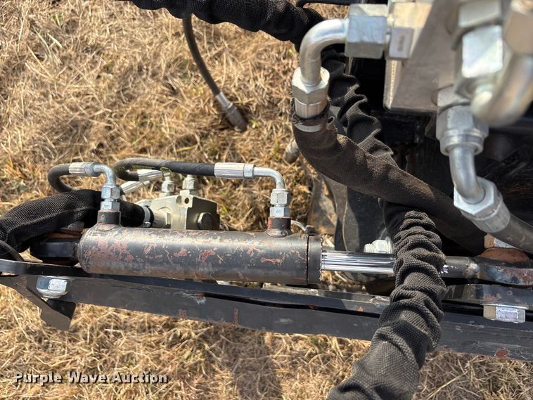 image for item DU6533 2021 Danuser SM40 skid steer post driver