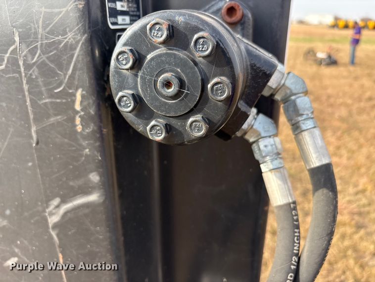 image for item DU6533 2021 Danuser SM40 skid steer post driver