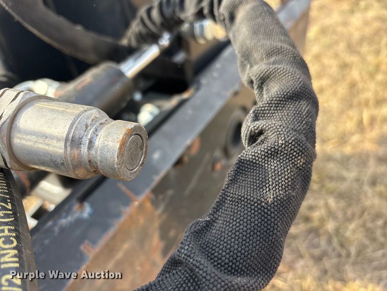 image for item DU6533 2021 Danuser SM40 skid steer post driver