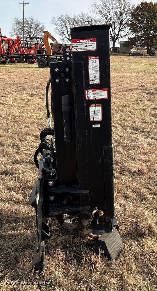 image for item DU6534 2022 Danuser SM40 skid steer post driver